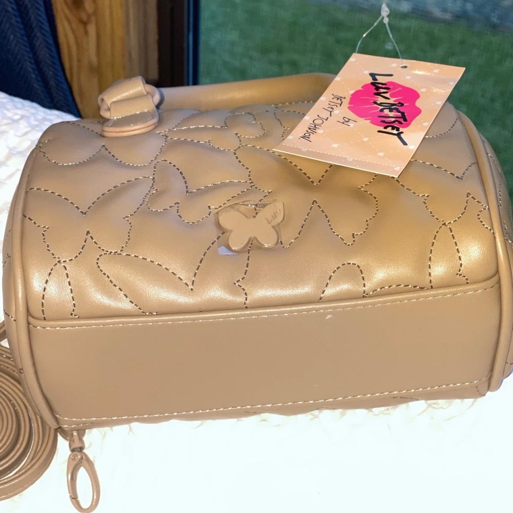 LUV BETSEY By BETSEY Harley Mini Barrel Crossbody In Taupe - Picture 12 of 14